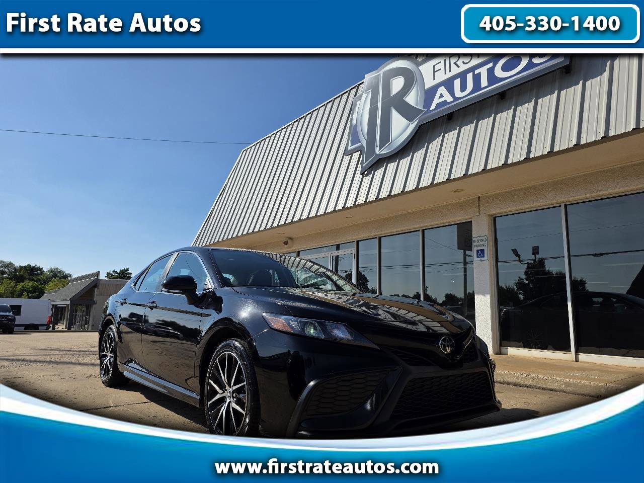Used 2024 Toyota Camry SE image 1