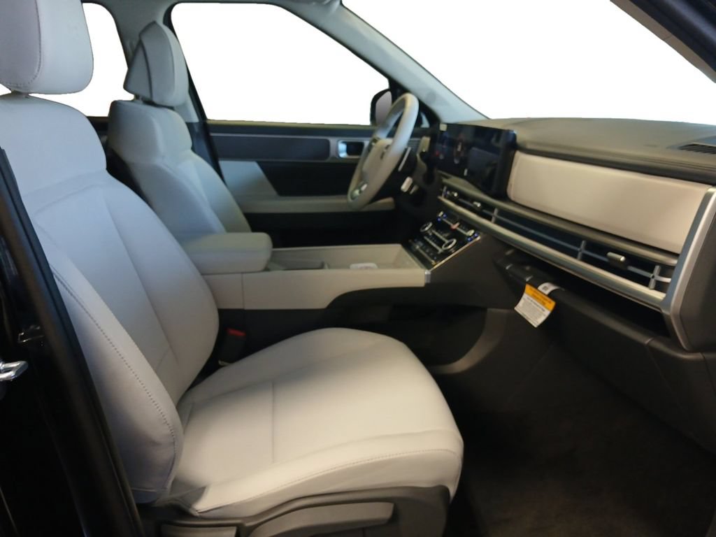 New 2027 Hyundai Santa Fe SE FWD image 16