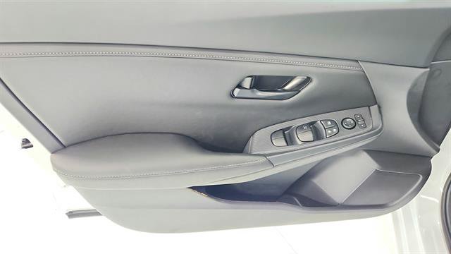 Used 2025 Nissan Sentra S FWD image 18