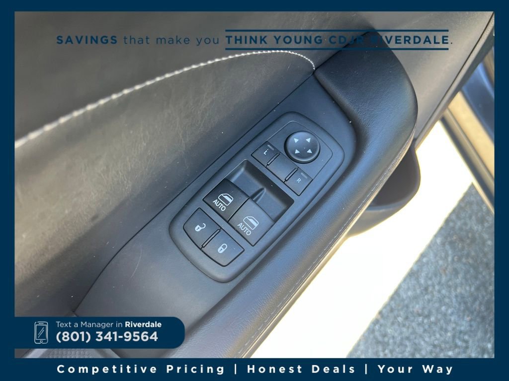 Used 2018 Dodge Challenger GT w/ Driver Convenience Group image 11