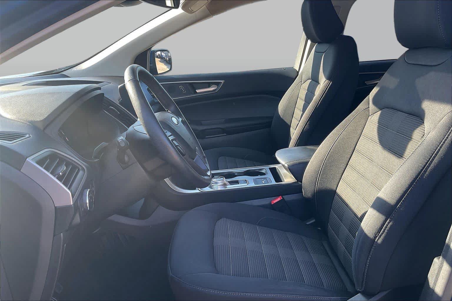 Used 2022 Ford Edge SEL AWD/4WD image 8