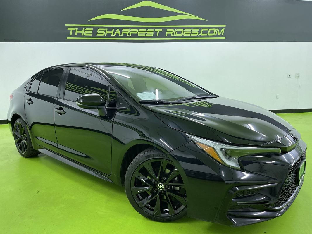 Used 2023 Toyota Corolla SE w/ SE Premium Package image 1