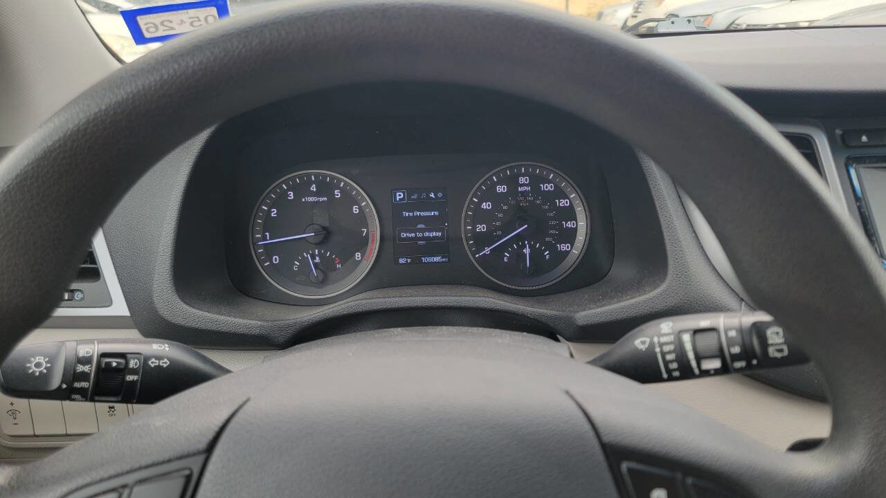 Used 2016 Hyundai Tucson SE w/ Option Group 02 image 16