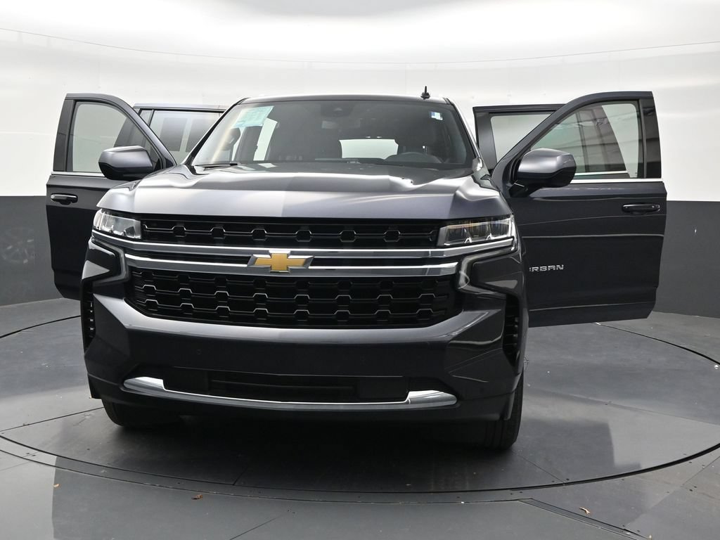 Used 2024 Chevrolet Suburban LS RWD image 33
