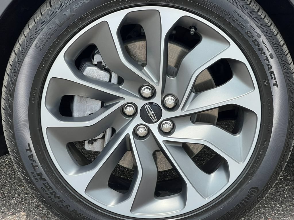Used 2023 Lincoln Nautilus Reserve w/ Equipment Group 201A AWD/4WD image 7