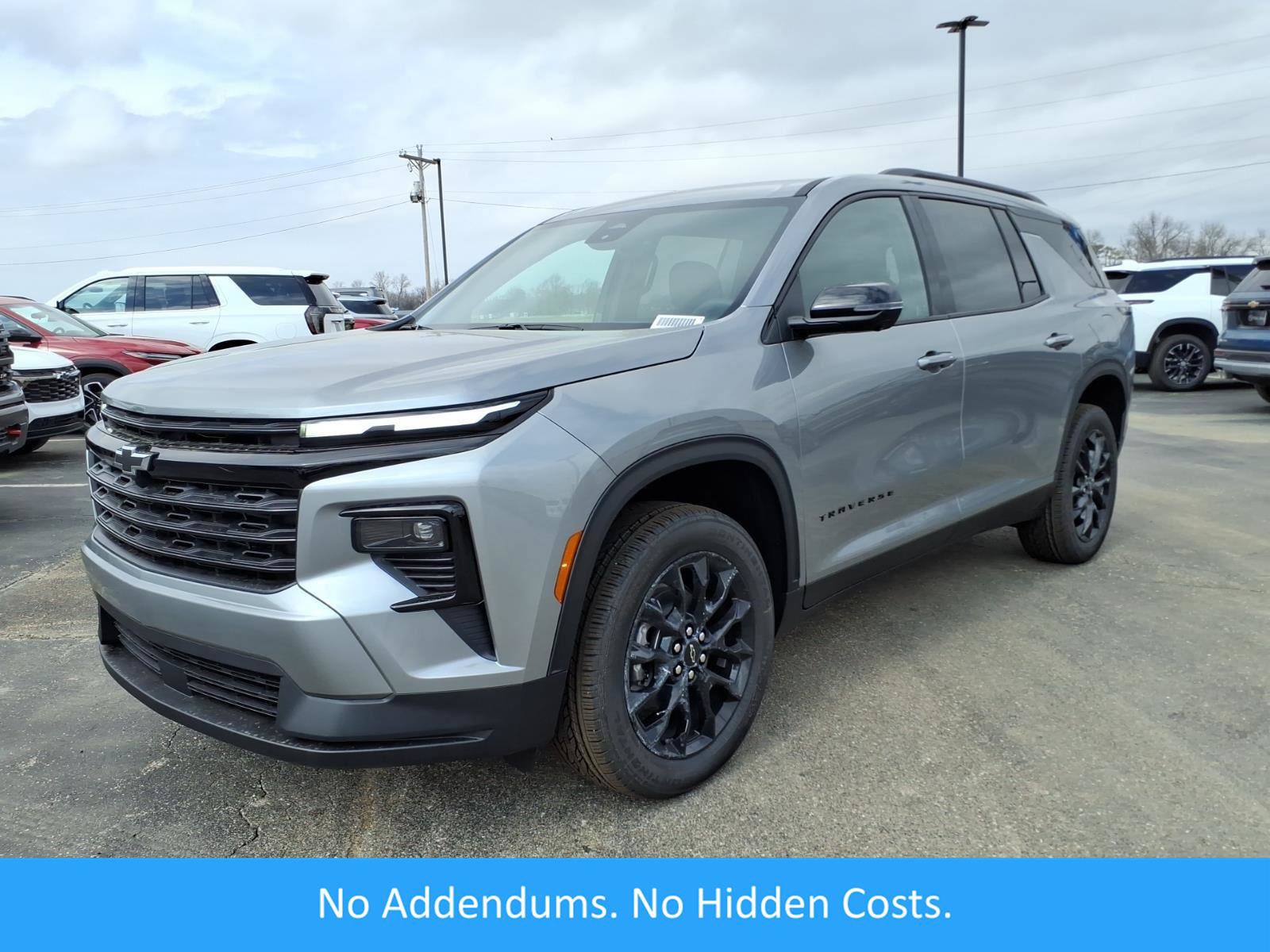 New 2026 Chevrolet Traverse LT image 1