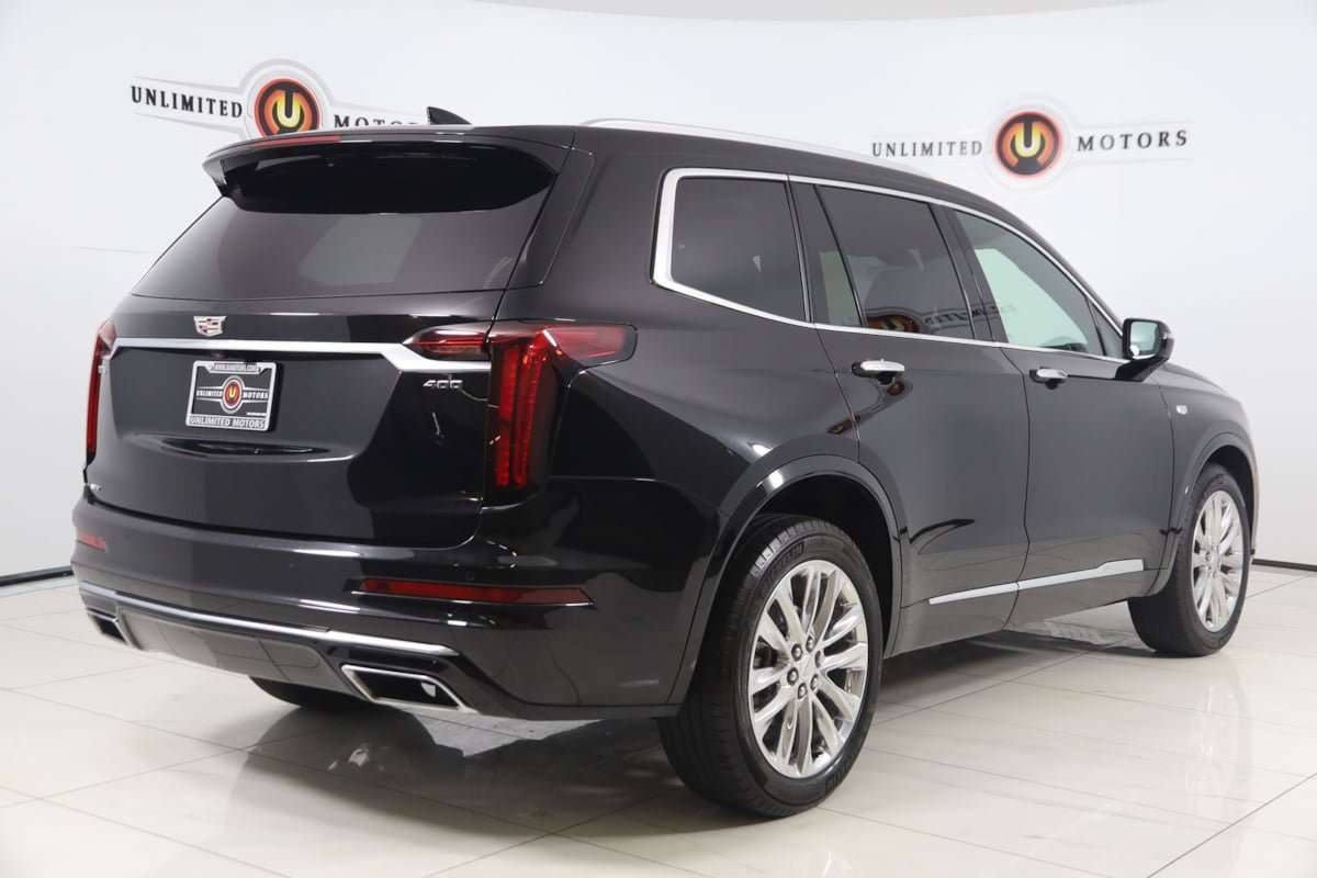Used 2024 Cadillac XT6 Premium Luxury w/ LPO, Floor Liner Package AWD/4WD image 3