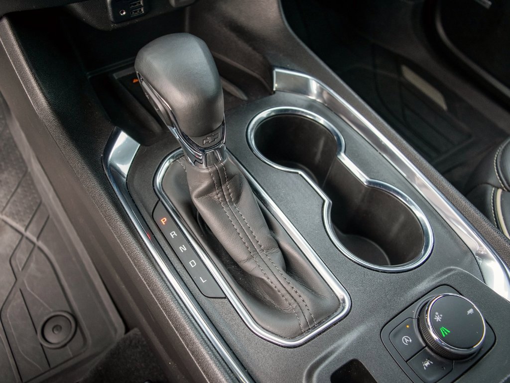 Used 2023 Chevrolet Traverse Premier w/ Redline Edition image 19