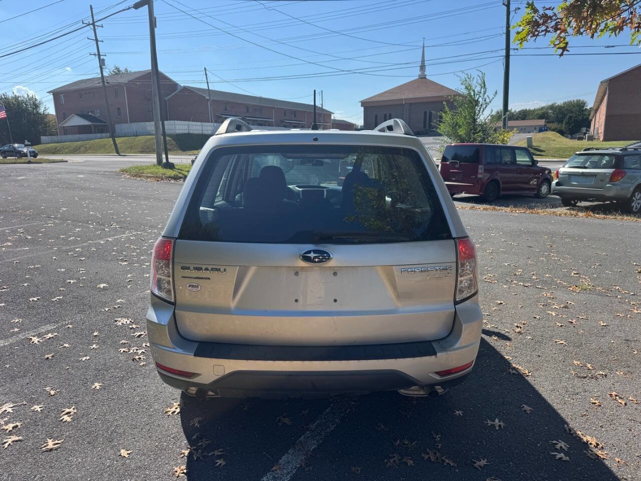 Used 2011 Subaru Forester 2.5X image 5