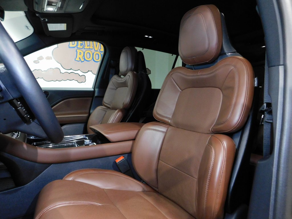 Used 2025 Lincoln Aviator Reserve w/ Equipment Group 201A image 44