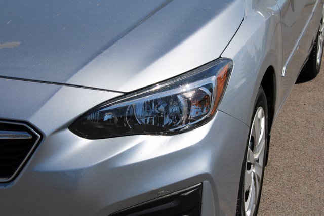 Used 2017 Subaru Impreza 2.0i image 12