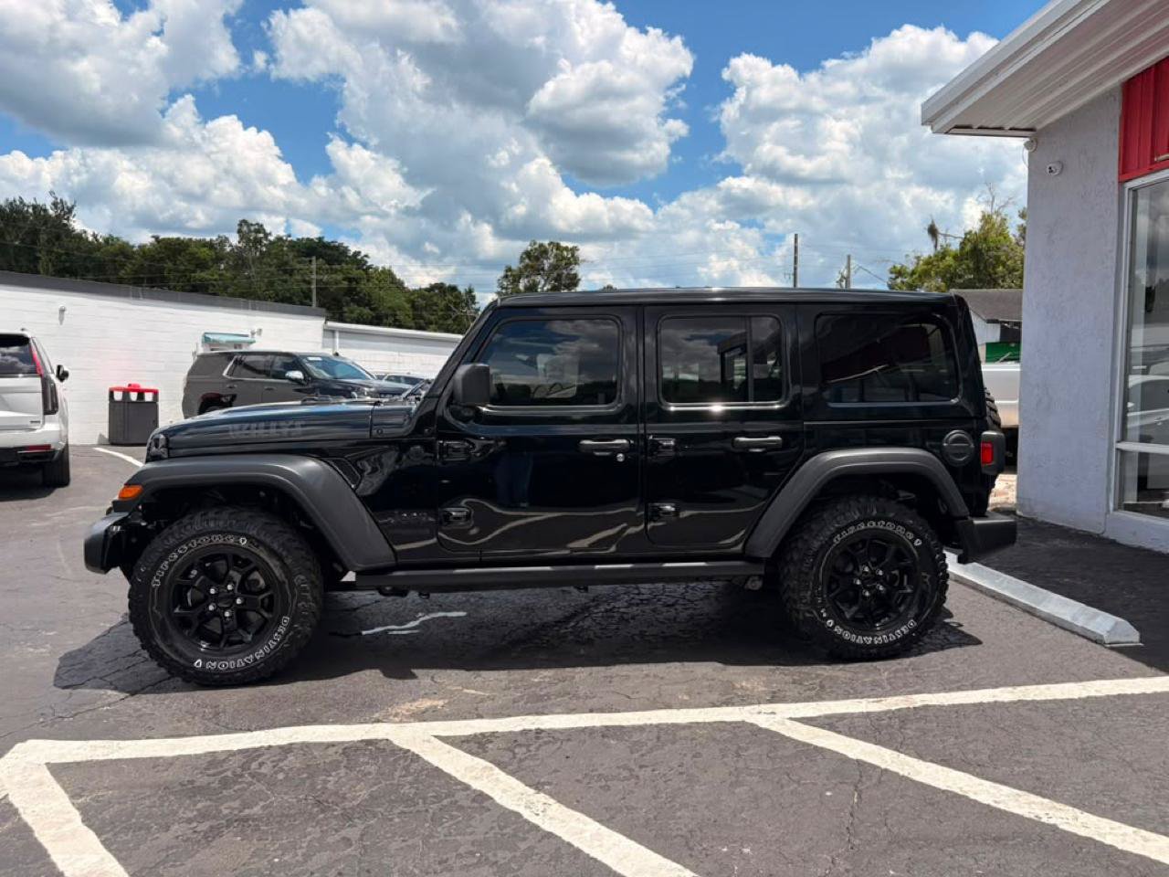 Used 2021 Jeep Wrangler Unlimited Sport AWD/4WD image 4