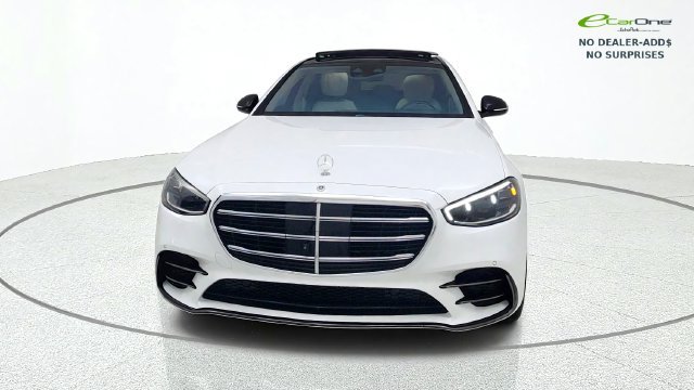 Used 2024 Mercedes-Benz S 580 4MATIC Sedan image 2