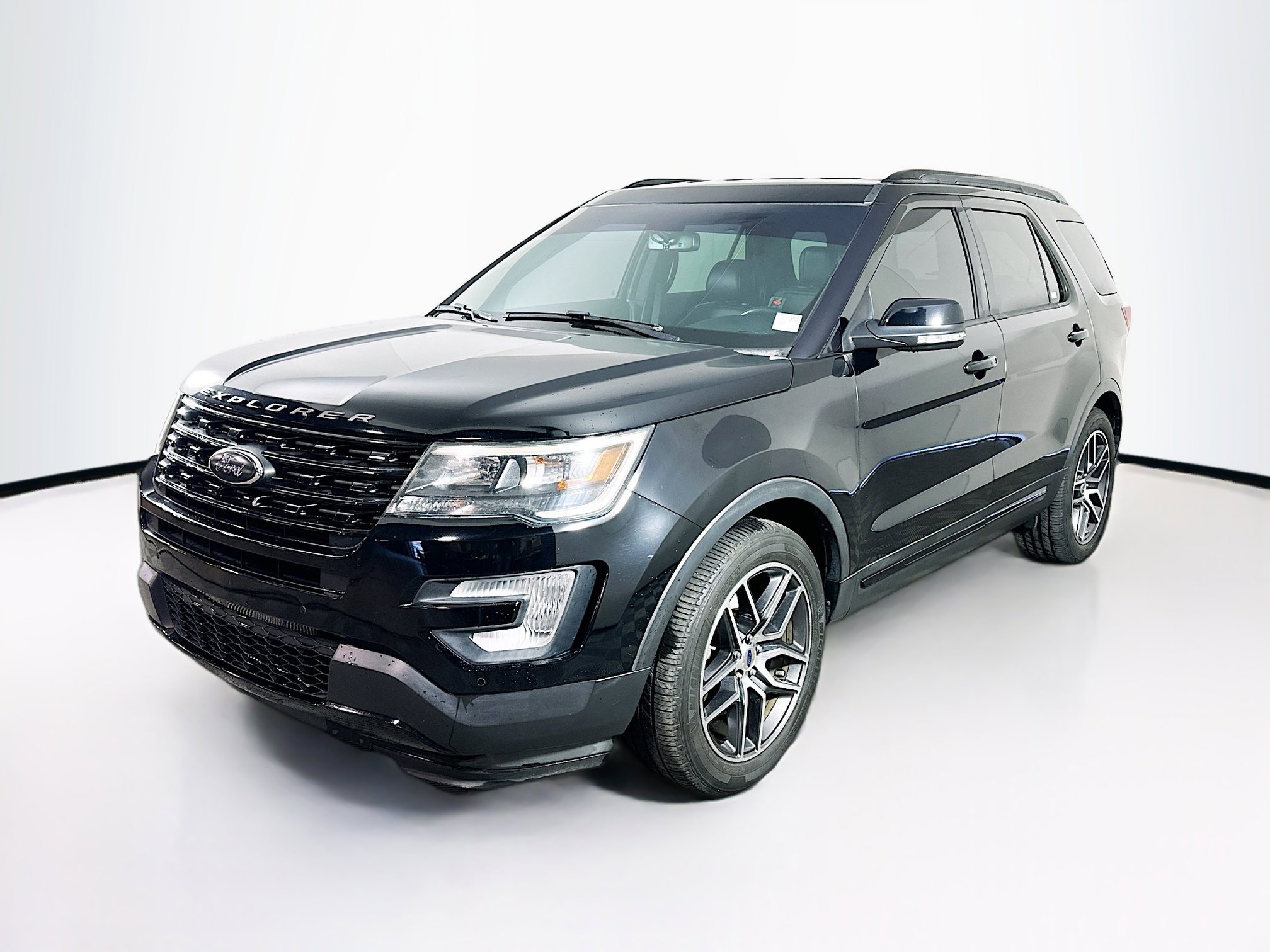Used 2016 Ford Explorer Sport AWD/4WD image 3