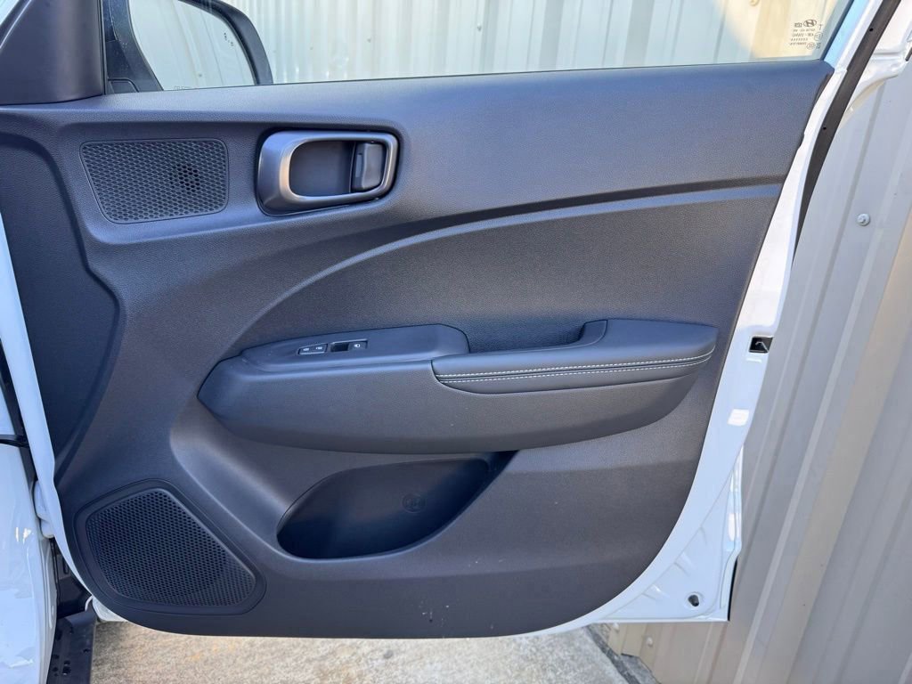 New 2026 Hyundai Venue SEL image 18