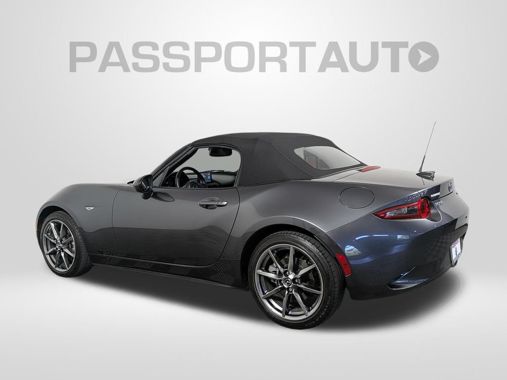 Used 2022 MAZDA MX-5 Miata Grand Touring RWD image 7