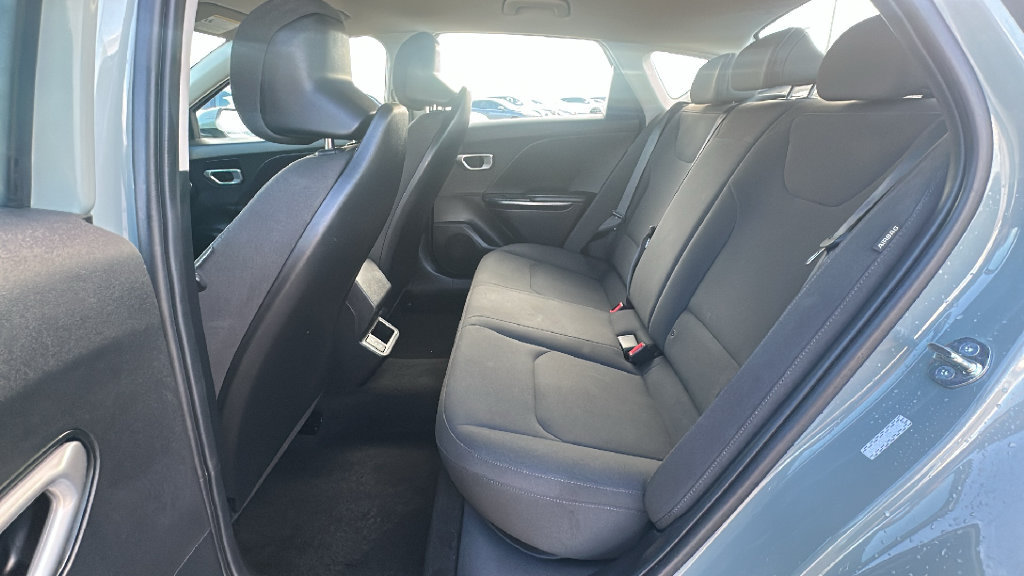 Used 2026 Kia K4 FWD image 32