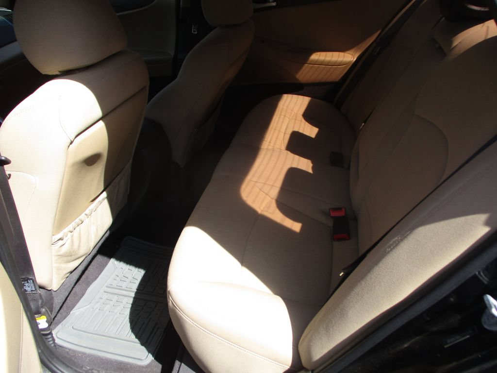 Used 2011 Hyundai Sonata GLS FWD image 7