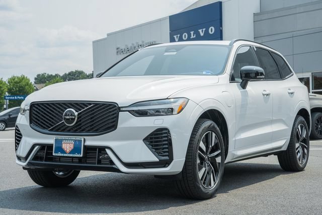 New 2026 Volvo XC60 T8 Core w/ Protection Package Premier AWD/4WD image 3