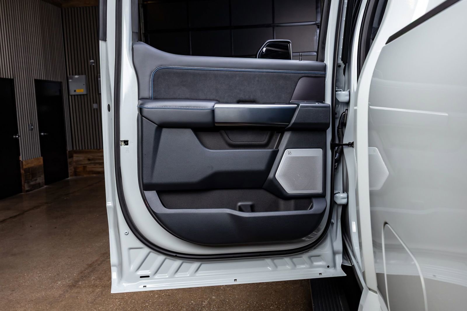 Used 2026 Ford F250 Platinum image 38