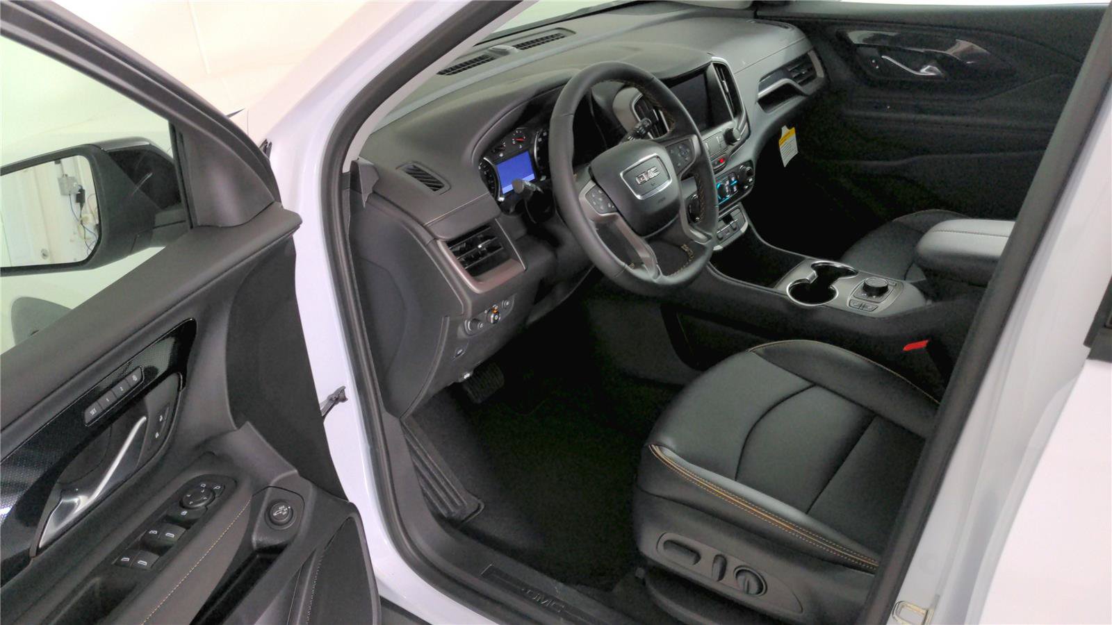 Used 2023 GMC Terrain AT4 AWD/4WD image 12