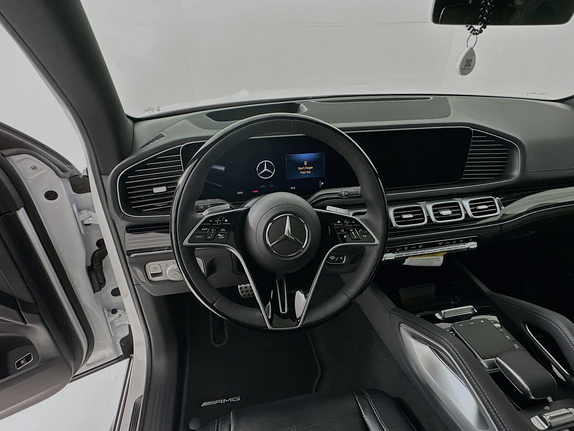New 2026 Mercedes-Benz GLS 580 4MATIC image 12