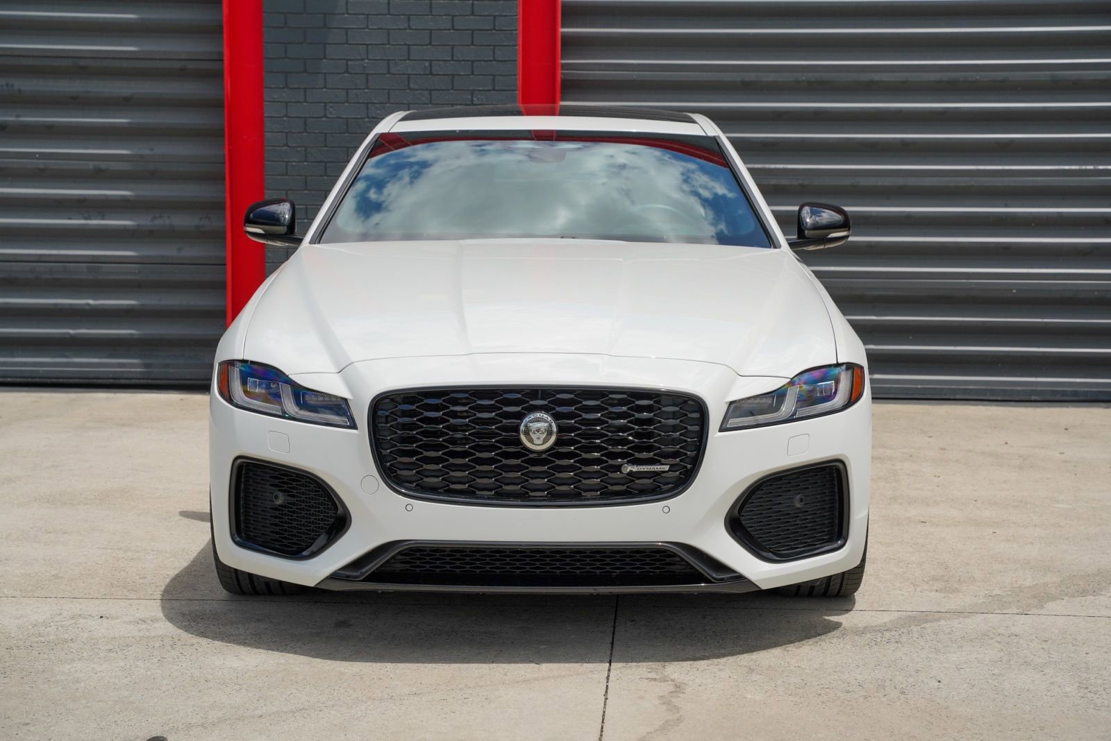 Used 2024 Jaguar XF R-Dynamic SE AWD/4WD image 8