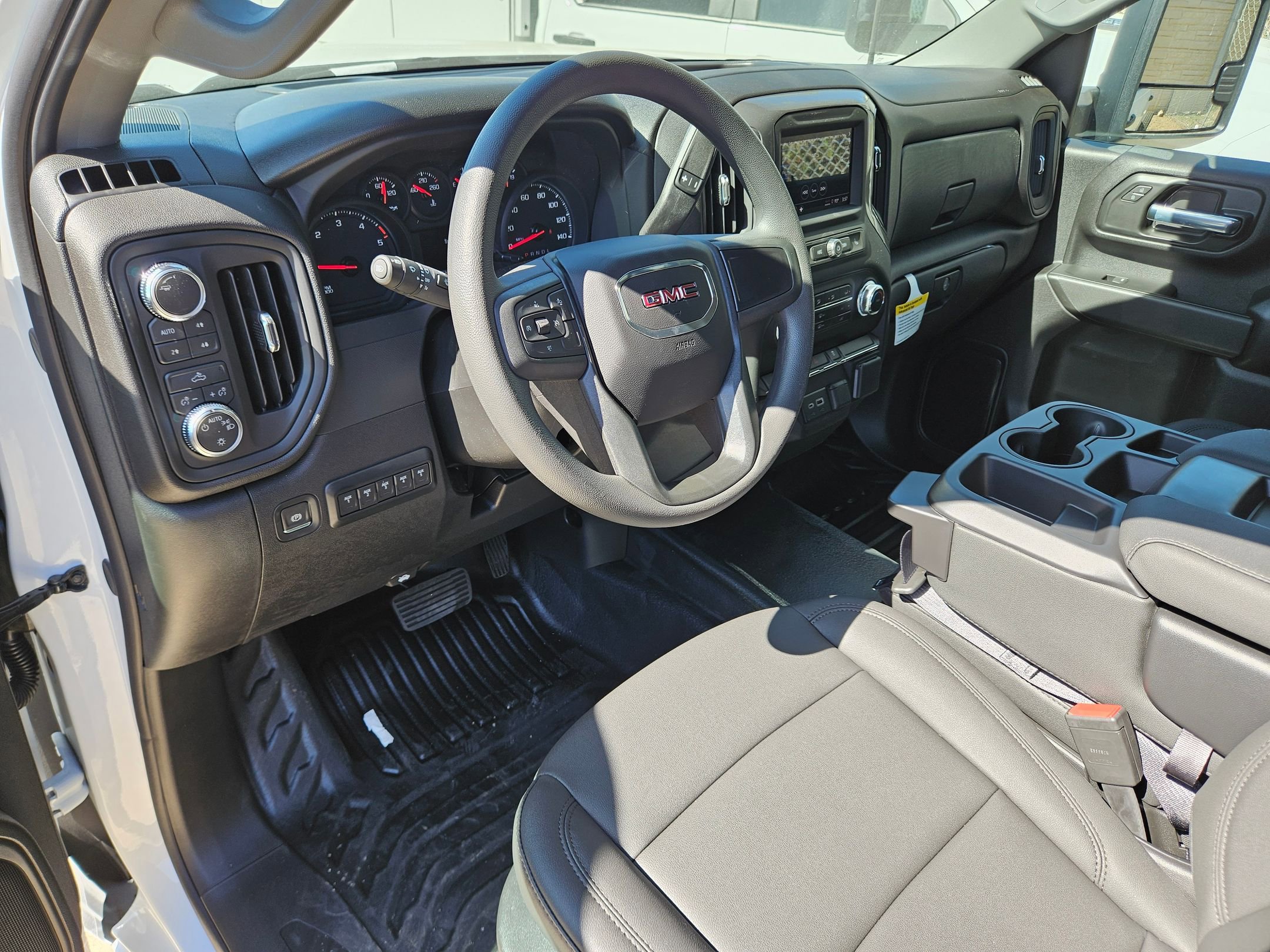 New 2026 GMC Sierra 3500 Pro w/ Convenience Package image 10