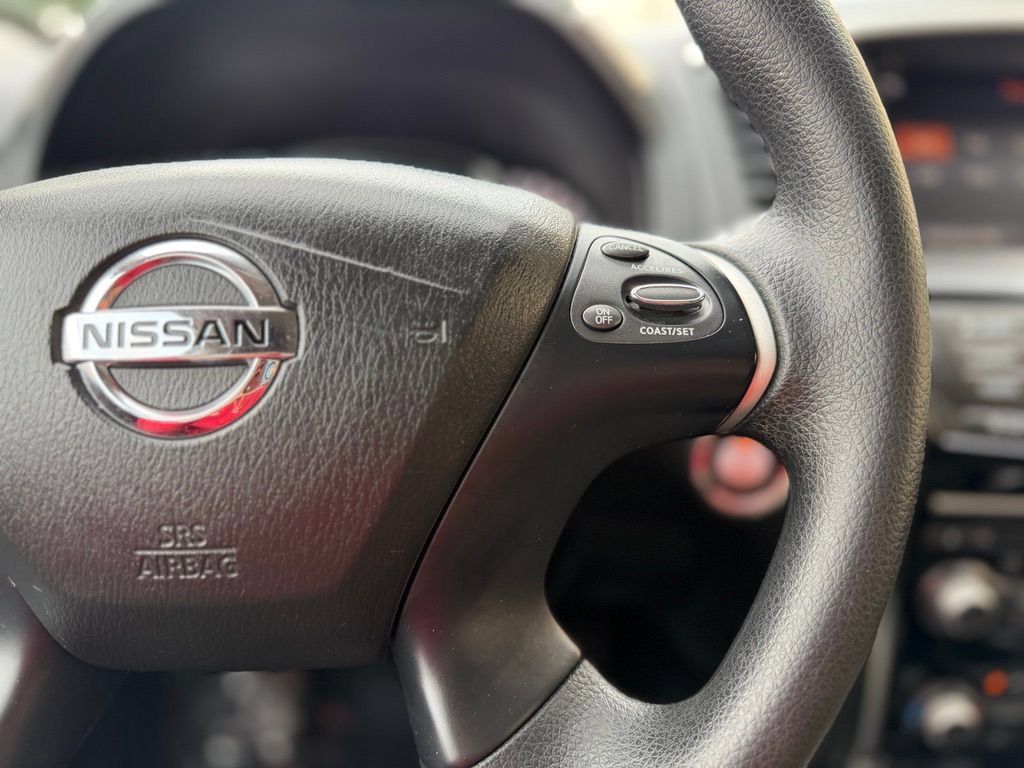 Used 2019 Nissan Pathfinder S AWD/4WD image 39