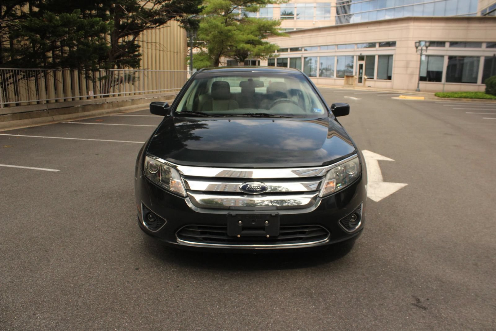Used 2010 Ford Fusion Hybrid FWD image 3
