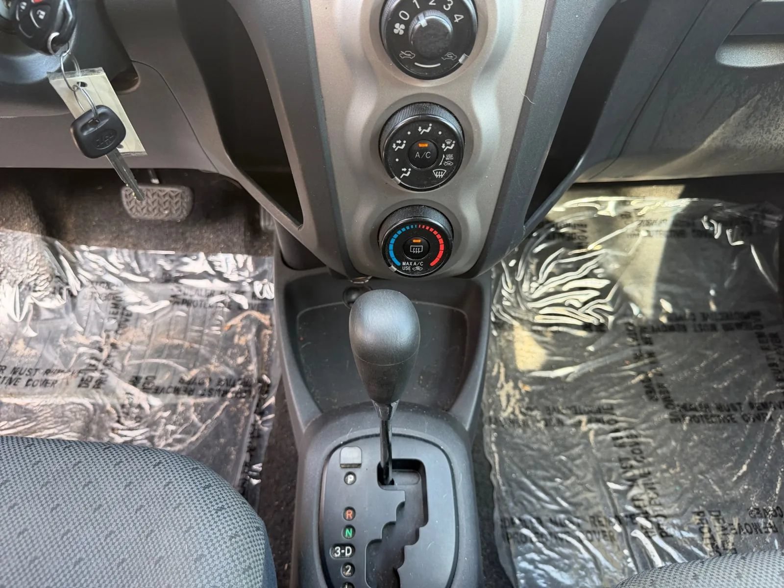 Used 2011 Toyota Yaris 2-Door Hatchback w/ PWR Pkg w/Steel Wheels FWD image 12