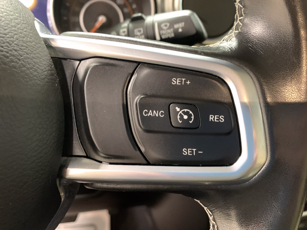 Used 2019 Jeep Wrangler Unlimited Sahara AWD/4WD image 23