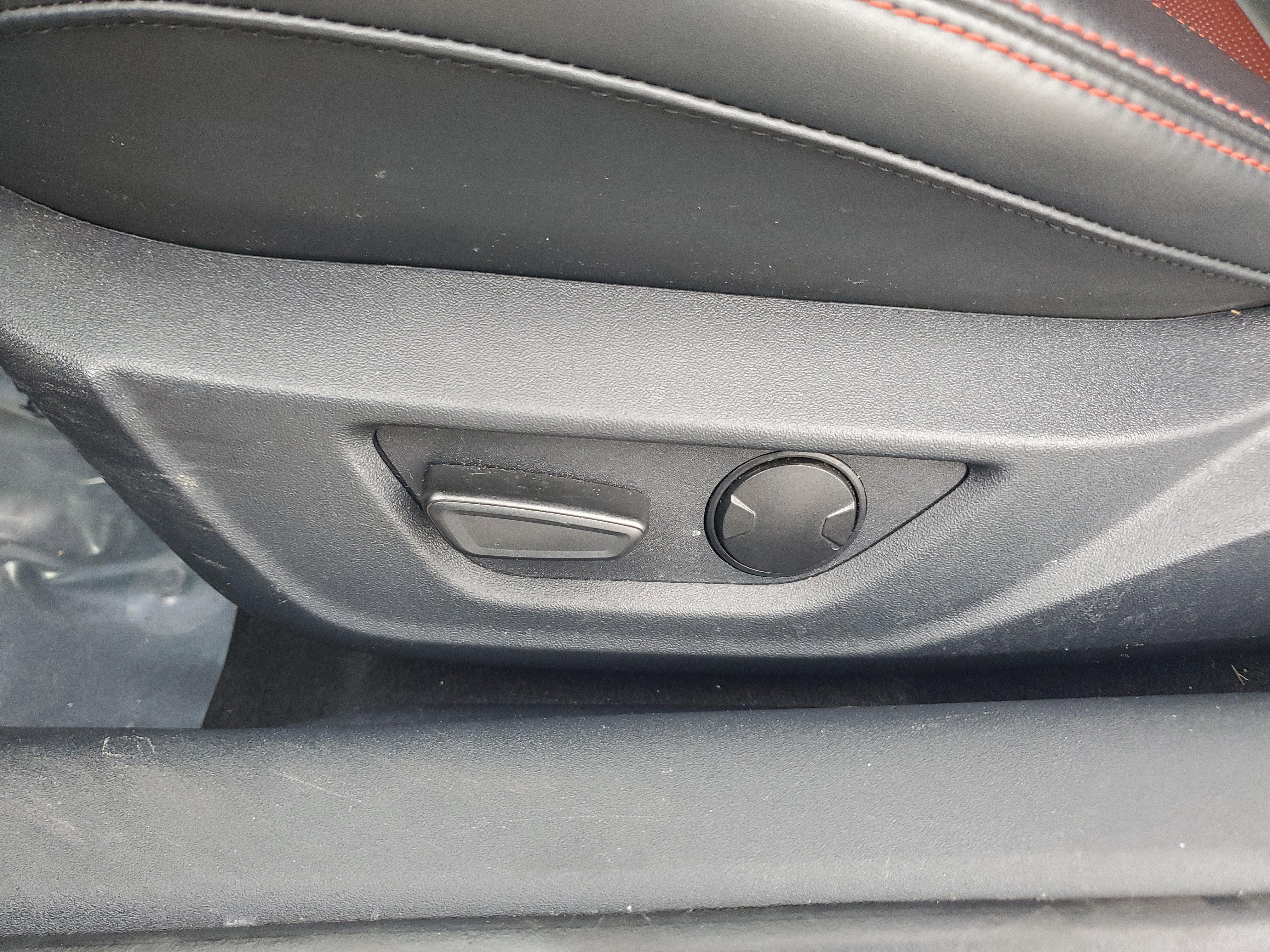 Used 2024 Ford Mustang GT Premium image 13