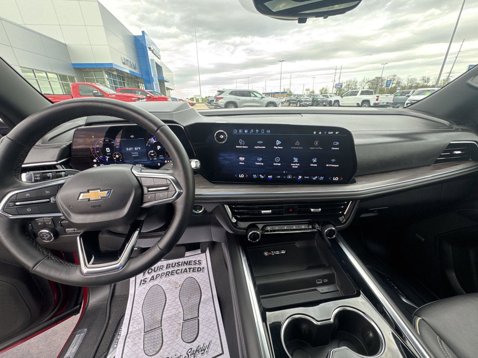 Used 2025 Chevrolet Tahoe Premier AWD/4WD image 22