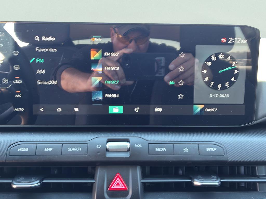 Certified 2025 Kia K4 EX image 30