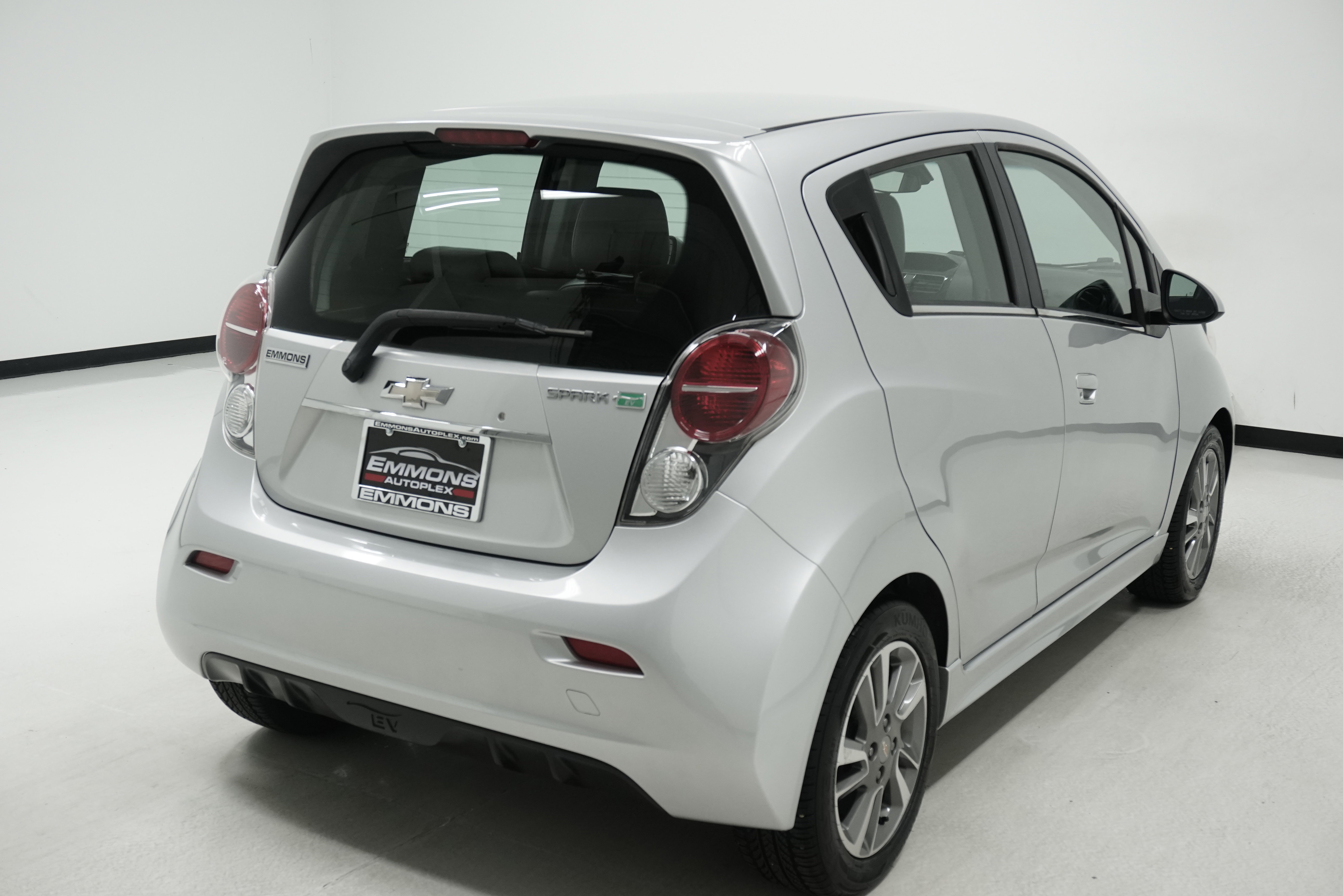 Used 2015 Chevrolet Spark LT image 4