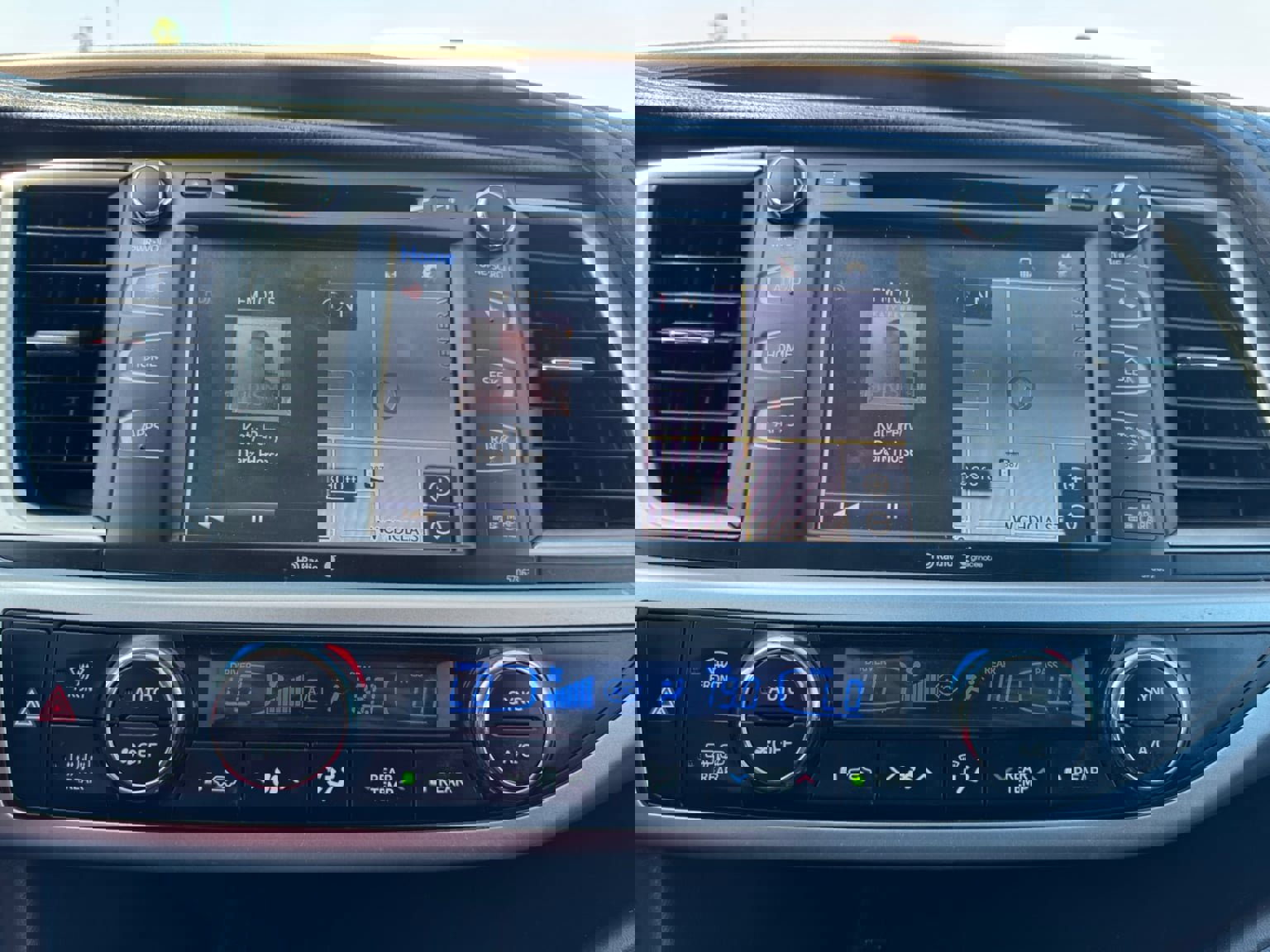 Used 2015 Toyota Highlander XLE image 21