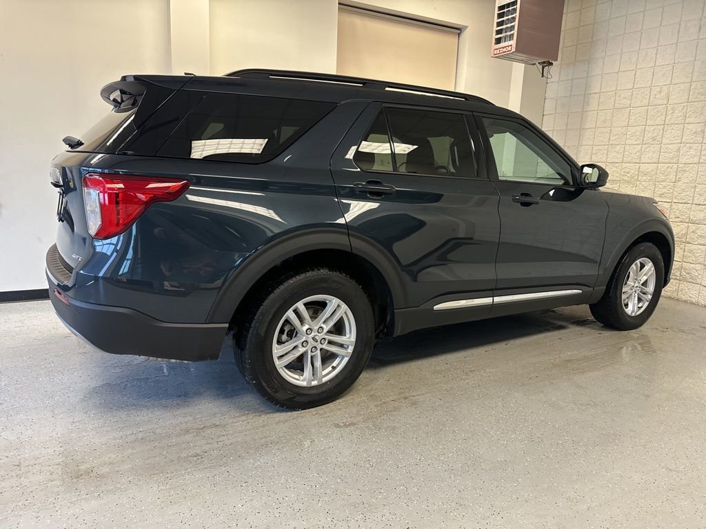 Used 2023 Ford Explorer XLT w/ Equipment Group 202A image 23