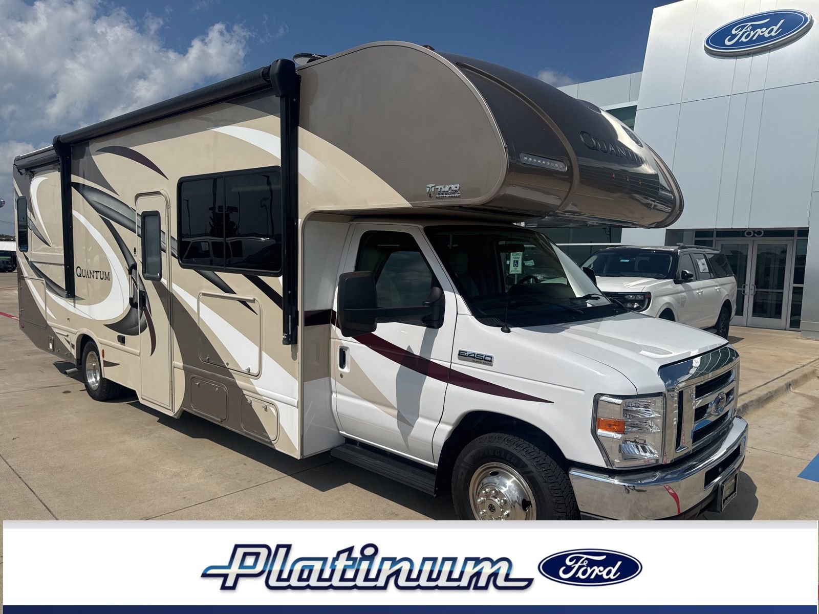 Used 2018 Ford E-450 and Econoline 450 Super Duty w/ Motorhome Prep Package