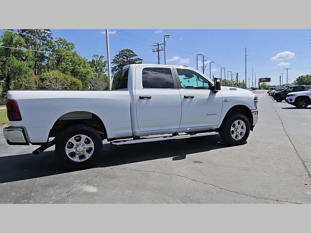 New 2026 RAM 3500 Big Horn AWD/4WD image 33