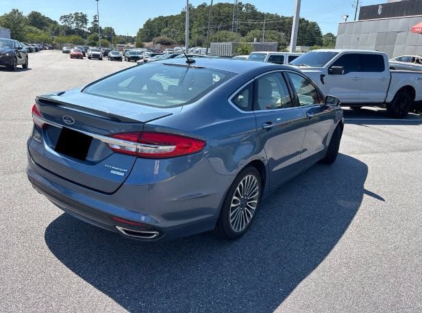 Used 2018 Ford Fusion Titanium FWD image 7