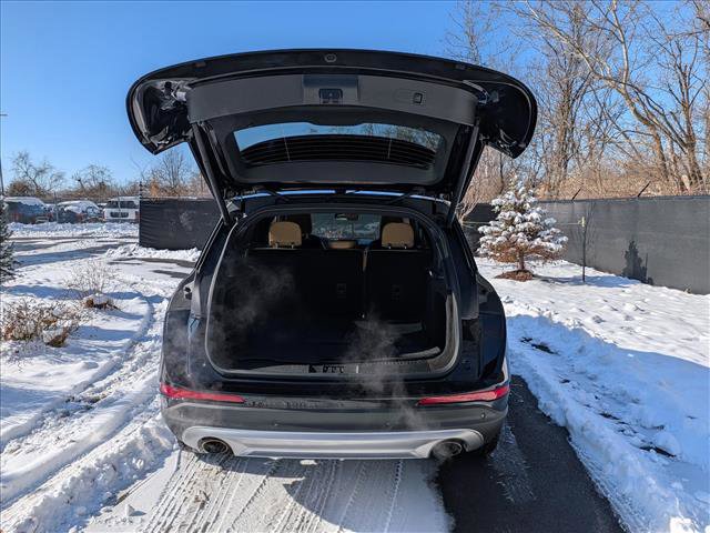 Certified 2022 Lincoln Corsair Reserve w/ Equipment Group 201A image 18