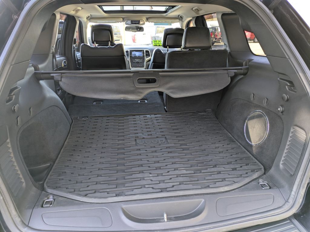 Used 2011 Jeep Grand Cherokee Laredo AWD/4WD image 34