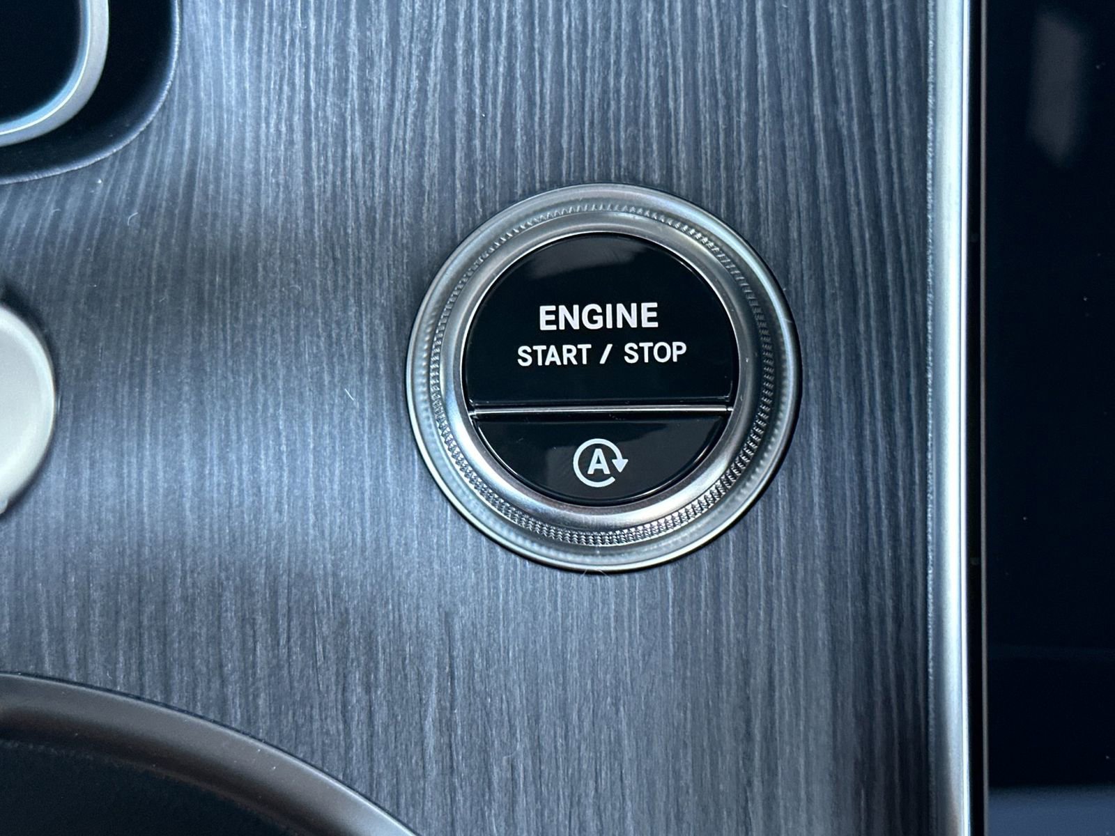 New 2025 Mercedes-Benz C 300 4MATIC Sedan image 23