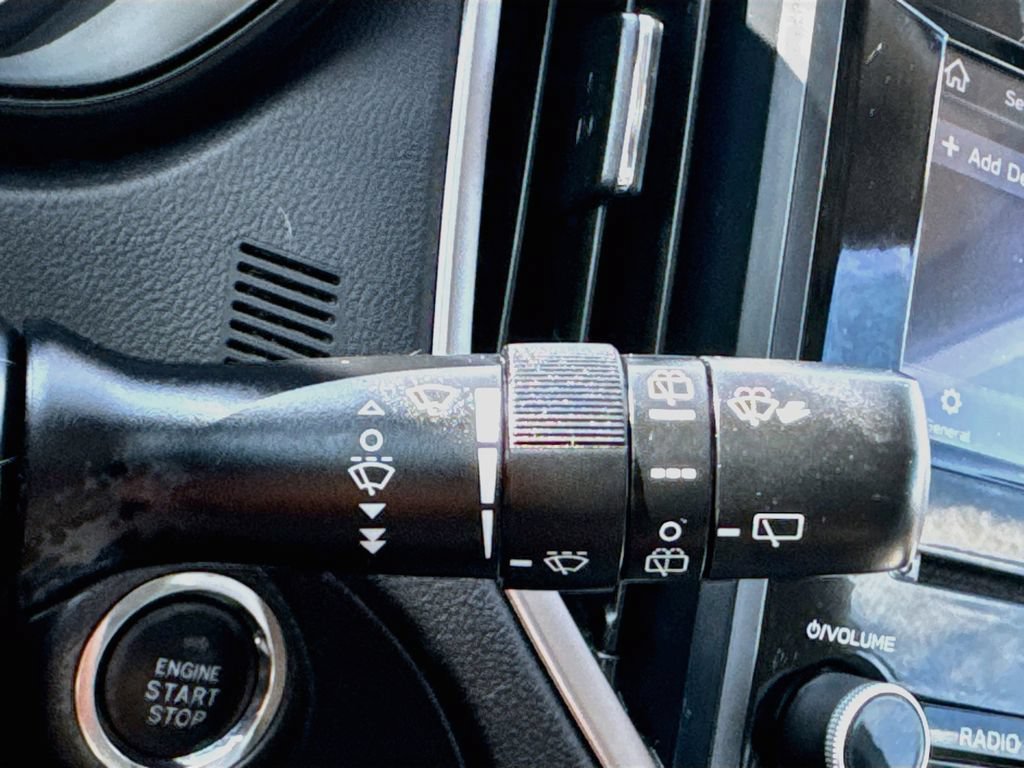 Used 2021 Subaru Forester Premium AWD/4WD image 14