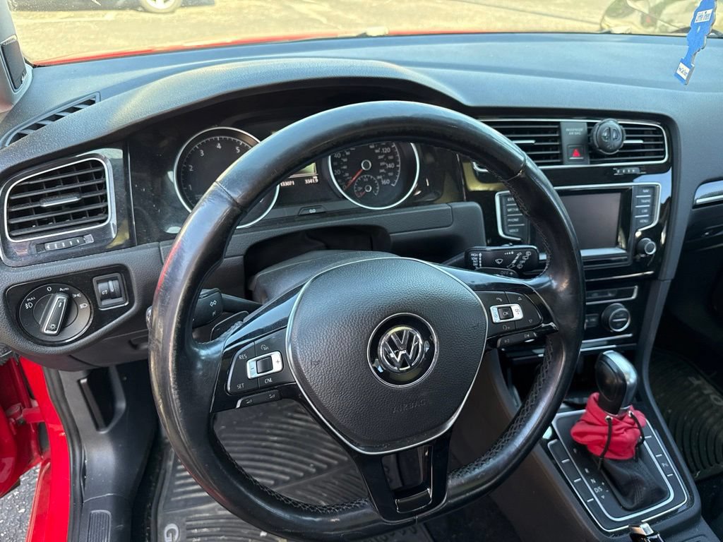 Used 2015 Volkswagen Golf SEL w/ Lighting Package (SEL) FWD image 9