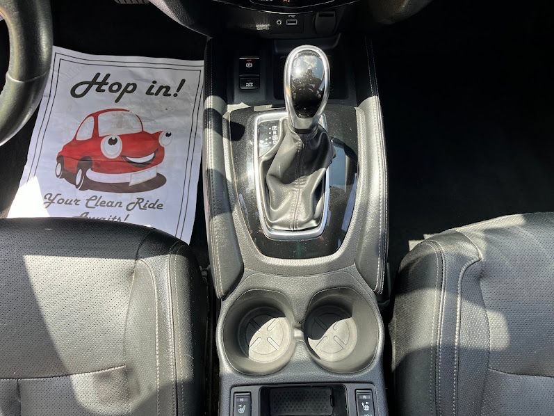 Used 2019 Nissan Rogue SL w/ Premium Package AWD/4WD image 19
