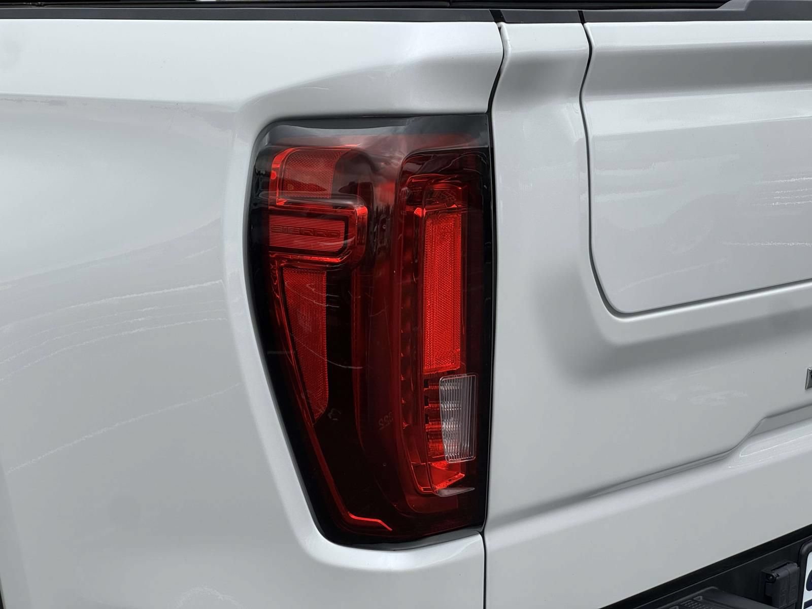 Used 2023 GMC Sierra 1500 Denali AWD/4WD image 29