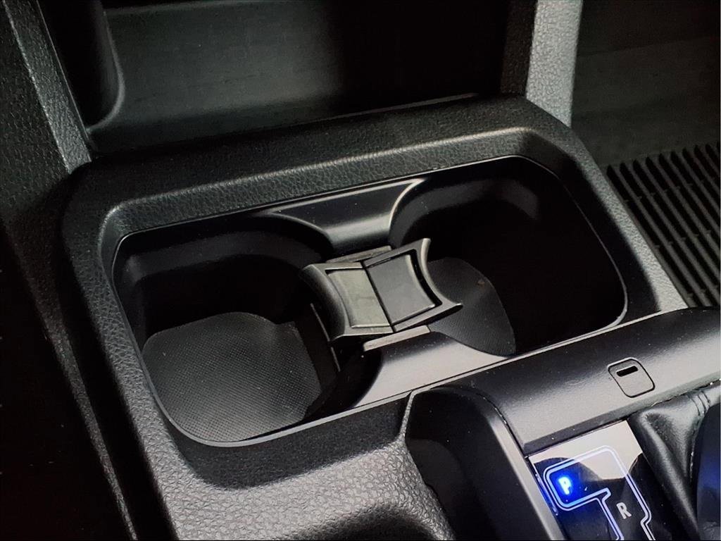 Used 2022 Toyota Tacoma SR5 image 8