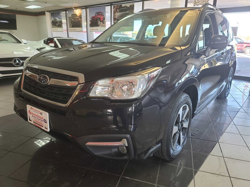 Used 2018 Subaru Forester 2.5i Premium AWD/4WD image 2